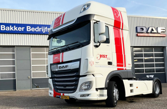 Aflevering DAF XF voor HST Groep